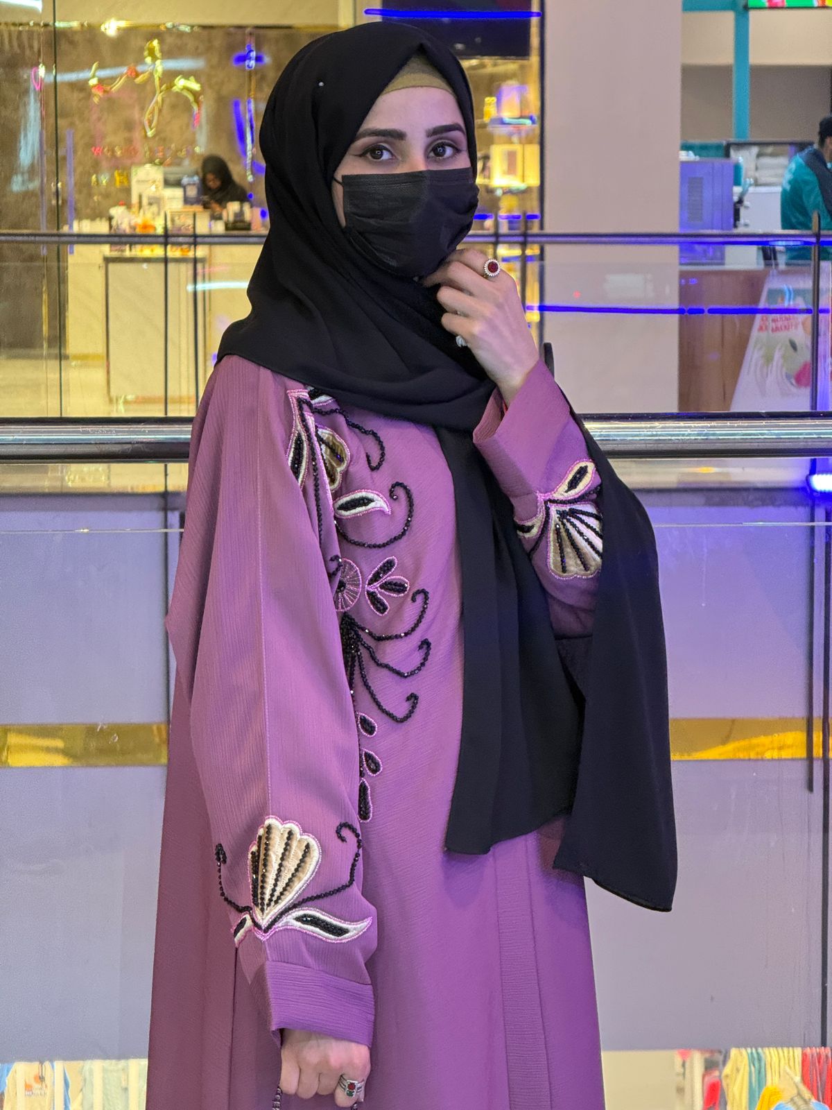 🌸 Asian Abaya – 2 Piece Cutdana Work (Zoom Fabric)